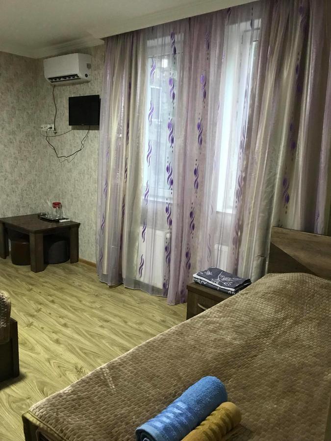 Hotel Imereti Chiatura エクステリア 写真