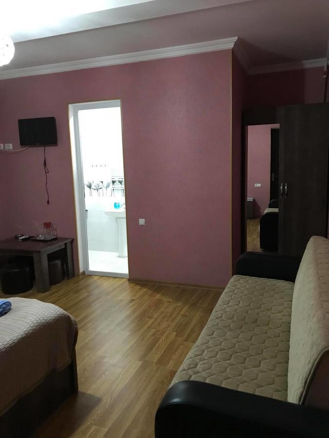 Hotel Imereti Chiatura エクステリア 写真