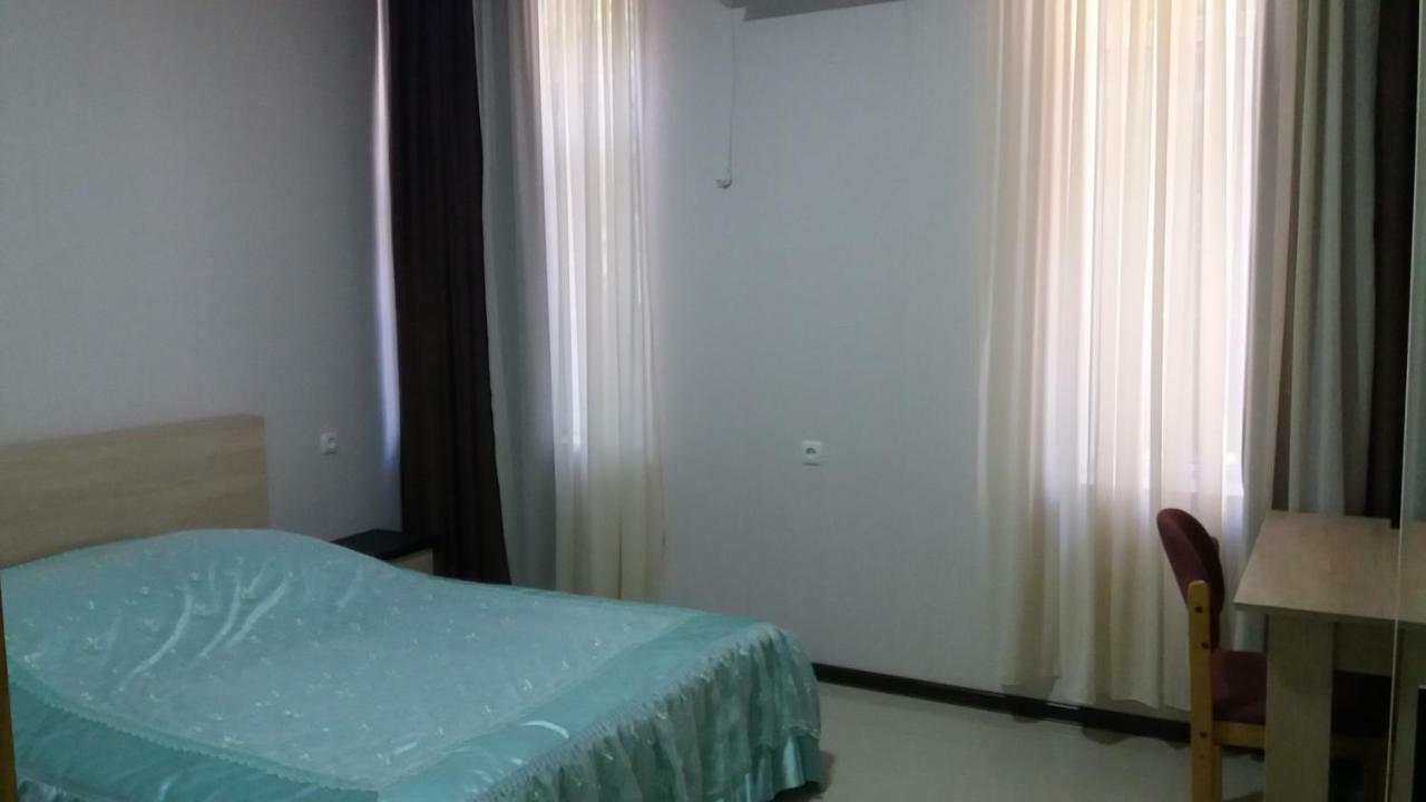 Hotel Imereti Chiatura エクステリア 写真